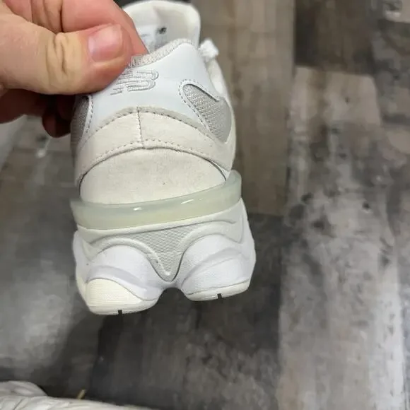 New Balance 9060 Reflection (GS) GC9060LL Women’s Size 6 White Shoes - Picture 6 of 16